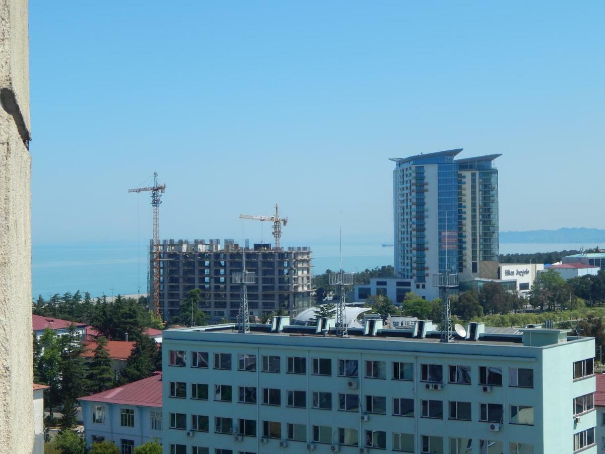 Apartment First Line From Sea Batumi Exteriér fotografie